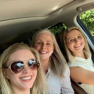 Meet your Posher, Connie